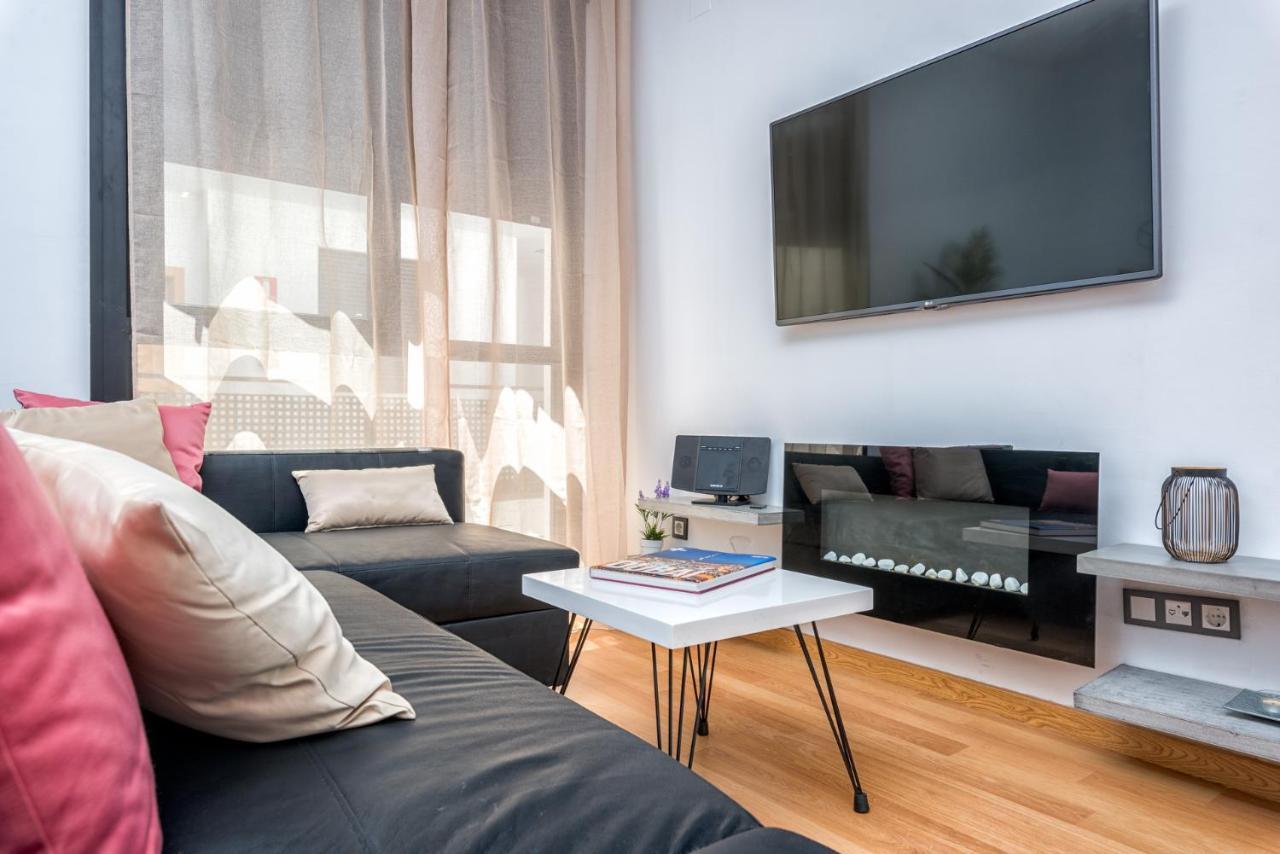 Apartament Atico Con Terraza Ac 1Hab En El Centro Y Piscina Comunitaria Malaga Zewnętrze zdjęcie