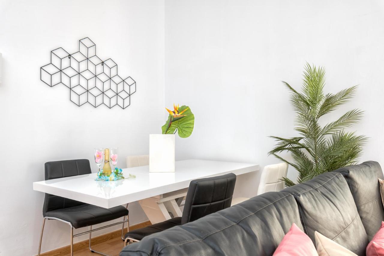 Apartament Atico Con Terraza Ac 1Hab En El Centro Y Piscina Comunitaria Malaga Zewnętrze zdjęcie