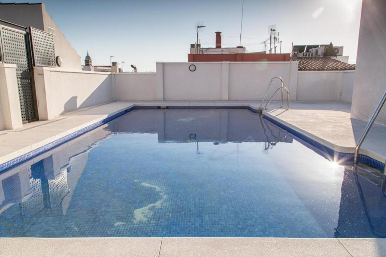 Apartament Atico Con Terraza Ac 1Hab En El Centro Y Piscina Comunitaria Malaga Zewnętrze zdjęcie